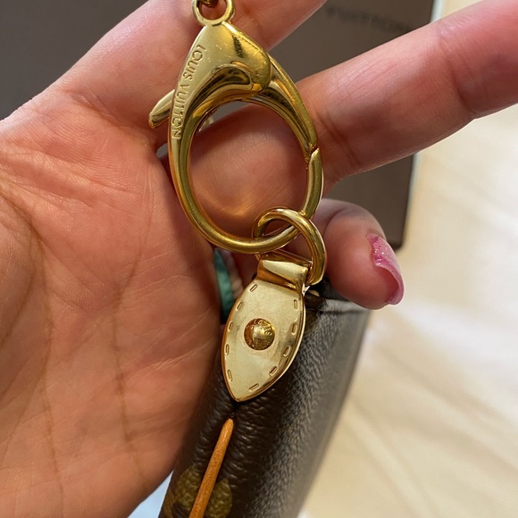 Authentic Louis Vuitton Milla Pouchette - Picture 8 of 16